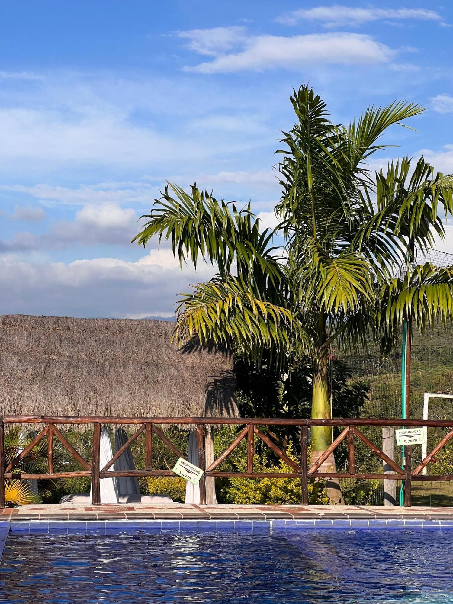 Hotel Campestre Palmas Del Zamorano Сан Хил Екстериор снимка